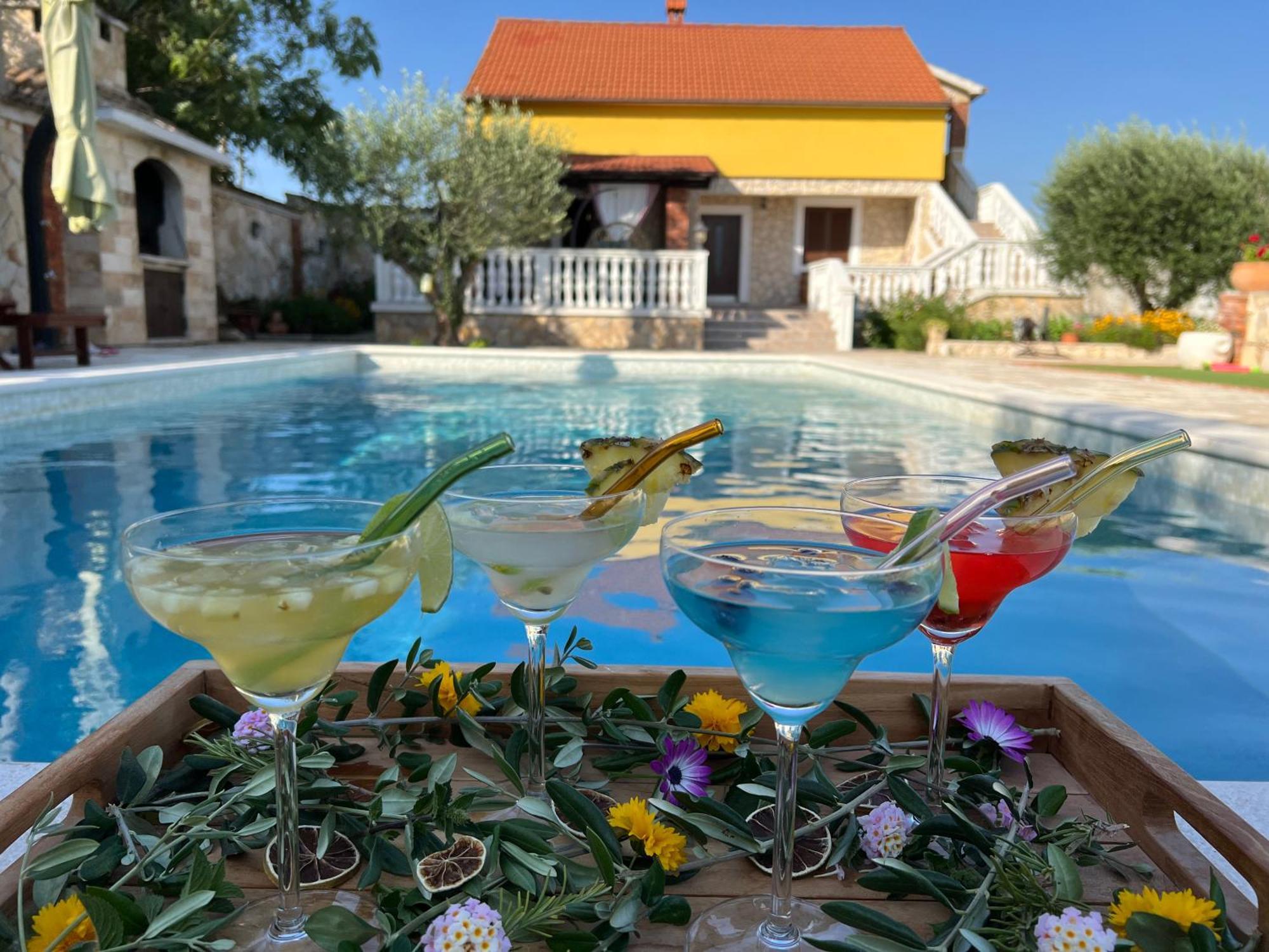 Holiday Home Iva With Pool Sukošan Exterior foto