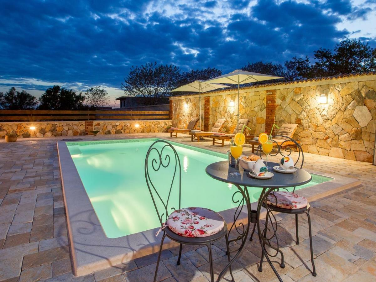 Holiday Home Iva With Pool Sukošan Exterior foto